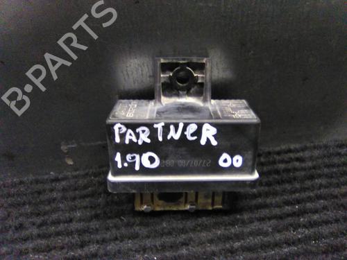 Used Switch Switch PEUGEOT PARTNER MPV (5_, G_) 1.9 D (69 hp) 19860043 19860043