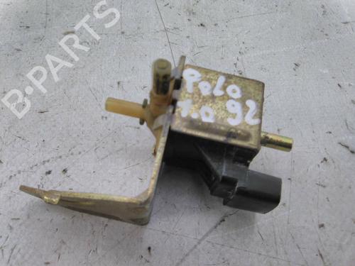 Used Electronic module Electronic module VW POLO II (86C, 80) 1.0 (40 hp) 19860120 19860120