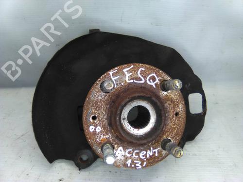 Used Left front steering knuckle Left front steering knuckle HYUNDAI ACCENT II (LC) 1.3 (86 hp) 19860401 19860401