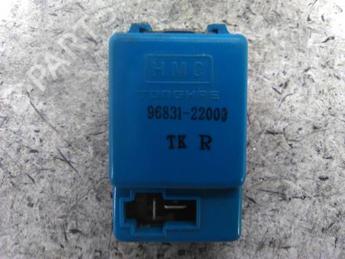 Spak kontakt Spak kontakt HYUNDAI ACCENT I (X-3) 1.3 (60 hp) 19860736 19860736