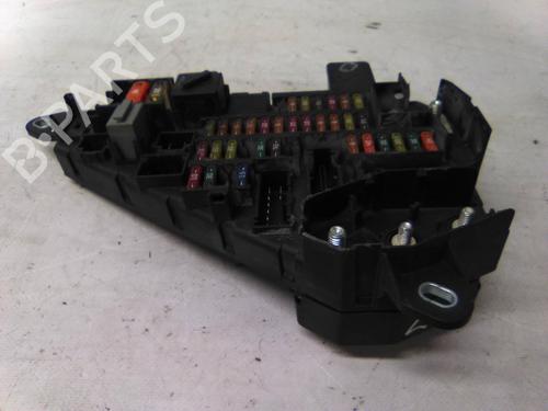 Used Fuse box Fuse box BMW 5 (E60) 530 d (218 hp) 19860917 19860917