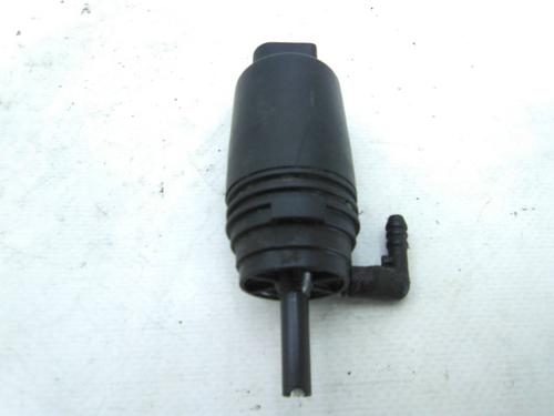Used Washer pump Washer pump BMW 5 Touring (E39) 520 d (136 hp) 19861364 19861364