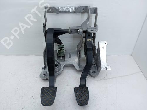 Used Break pedal Break pedal AUDI A4 B8 (8K2) 2.0 TDI (136 hp) 20493598 20493598