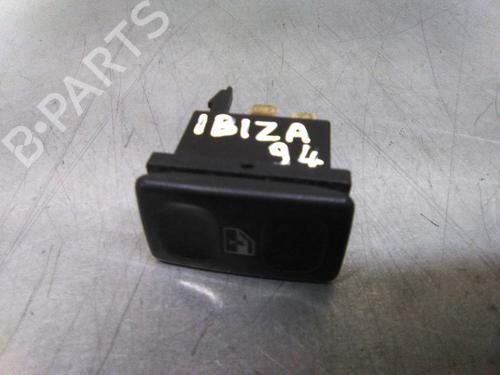 Used Switch Switch SEAT IBIZA II (6K1) 1.3 i (54 hp) 19861429 19861429