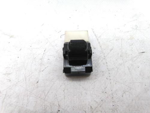 Used Right front window switch Right front window switch SUBARU IMPREZA Estate (GF) 1.6 i AWD (GF4) (90 hp) 19861477 19861477