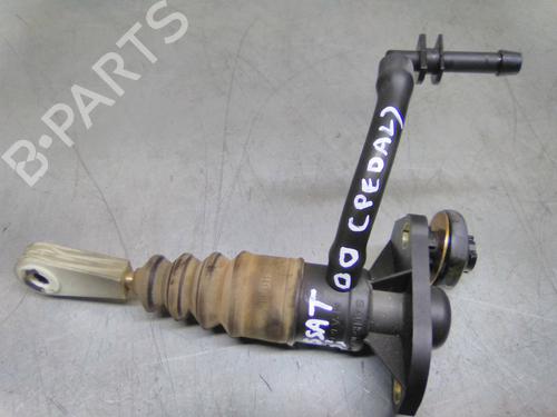 Used Clutch pedal Clutch pedal VW PASSAT B5 (3B2) 1.9 TDI (115 hp) 19861646 19861646