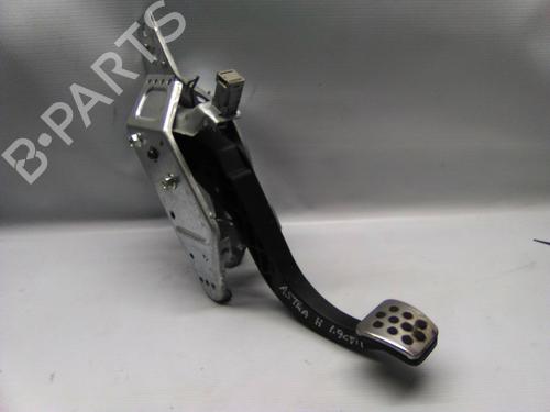 Used Clutch pedal Clutch pedal OPEL ASTRA H (A04) 1.9 CDTI (L48) (150 hp) 19861861 19861861