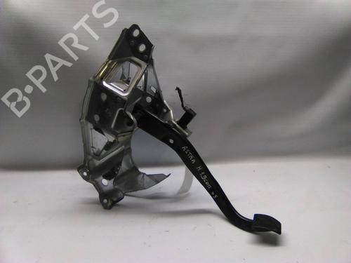 Used Break pedal Break pedal OPEL ASTRA H (A04) 1.9 CDTI (L48) (150 hp) 19861862 19861862