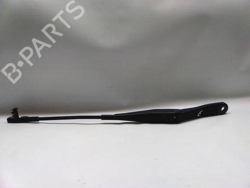 Used Front windshield wiper arm Front windshield wiper arm 19861920 19861920