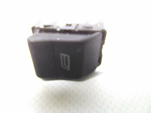 Used Switch Switch AUDI A4 B5 (8D2) 1.9 TDI (90 hp) 19861948 19861948