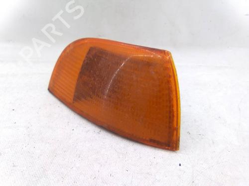Used Right front indicator Right front indicator 26400203 26400203