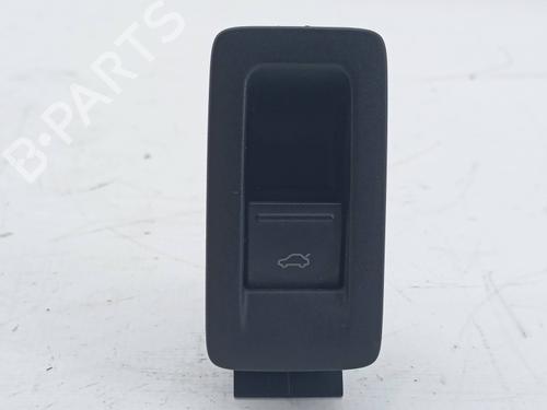 otra-vw-scirocco-van-137-20-tdi-1k8959527c-2008-2009-2010-2011-2012-2013-2014-19863376 main image