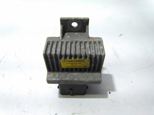 Used Switch Switch RENAULT GRAND SCÉNIC III (JZ0/1_) 1.5 dCi (JZ09, JZ0D, JZ10, JZ14, JZ1G, JZ29, JZ2C) (110 hp) 19863575 19863575