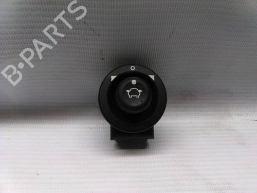 Commande retroviseurs Commande retroviseurs PEUGEOT 208 I (CA_, CC_) [2012-2021] 36229213 36229213