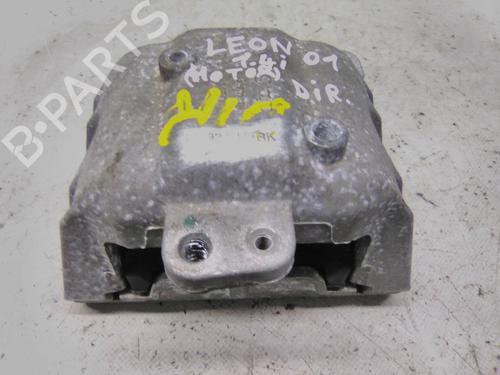 Used Engine mount Engine mount 19864132 19864132