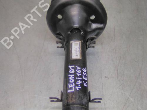 Used Right front shock absorber Right front shock absorber SEAT LEON (1M1) 1.4 16V (75 hp) 19864153 19864153