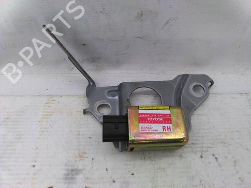 Used Electronic module Electronic module TOYOTA RAV 4 II (_A2_) 2.0 D 4WD (CLA20_, CLA21_, CLA20R, CLA21R) (116 hp) 19864360 19864360
