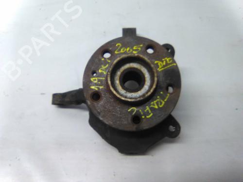 Used Right front steering knuckle Right front steering knuckle RENAULT TRAFIC II Bus (JL) 1.9 dCI 100 (JL0C, JL0K) (101 hp) 19864437 19864437