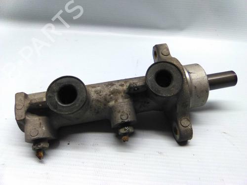 Used Brake master cylinder Brake master cylinder 19864596 19864596