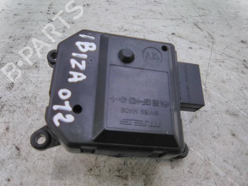 Used Electronic module Electronic module SEAT IBIZA IV ST (6J8, 6P8) 1.2 TDI (75 hp) 19864666 19864666