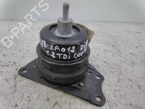 Used Engine mount Engine mount 19864702 19864702
