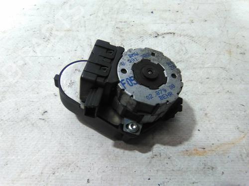 heater-blower-motor-bmw-3-e46-320-d-0-1997-1998-1999-2000-2001-2002-2003-2004-2005-19864779 main image