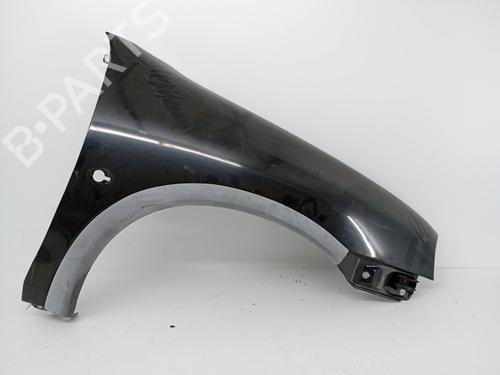 Used Right front fenders Right front fenders 32430081 32430081