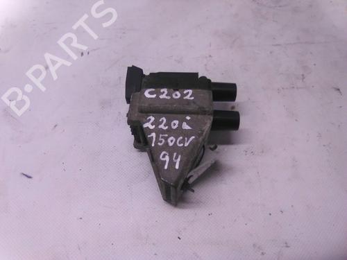 Used Ignition coil Ignition coil MERCEDES-BENZ C-CLASS (W202) C 240 (202.026) (170 hp) 19865454 19865454