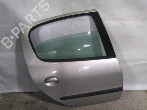 Dør højre bagtil Dør højre bagtil PEUGEOT 206 Hatchback (2A/C) 1.1 i (60 hp) 19865537 19865537