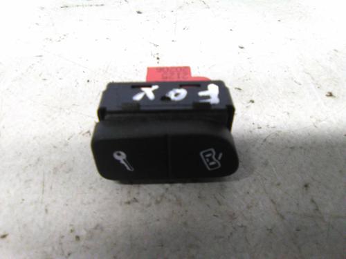 Used Switch Switch VW FOX Hatchback (5Z1, 5Z3, 5Z4) 1.4 TDI (70 hp) 19865612 19865612