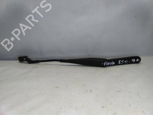 Used Front windshield wiper arm Front windshield wiper arm FORD FIESTA VI (CB1, CCN) 1.4 TDCi (68 hp) 19865841 19865841