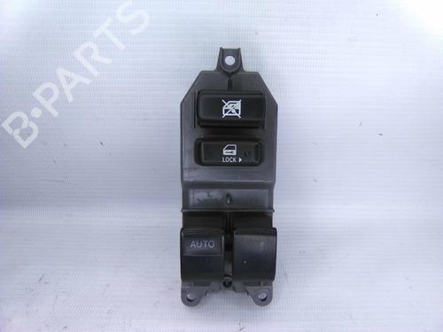 Used Switch Switch TOYOTA YARIS (_P9_) 1.4 D-4D (NLP90_, NLP90R) (90 hp) 19865883 19865883