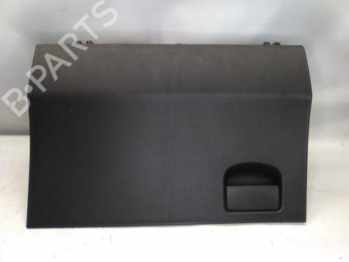 Used Glove box Glove box 19865911 19865911