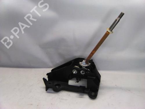Used Gear lever Gear lever 19865931 19865931