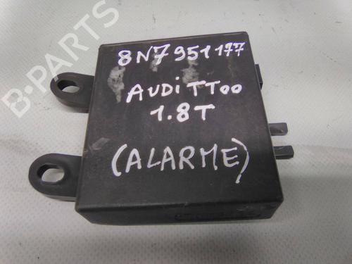 Used Electronic module Electronic module AUDI TT Roadster (8N9) 1.8 T (180 hp) 19866213 19866213