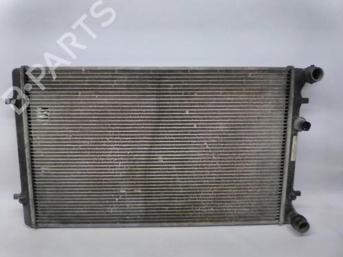 Used Water radiator Water radiator 19866243 19866243