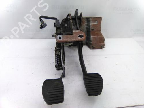 Used Break pedal Break pedal PEUGEOT 207 (WA_, WC_) 1.4 HDi (68 hp) 19866313 19866313