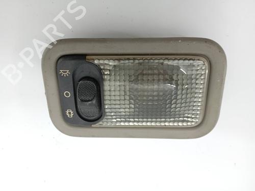 Luz interior Luz interior CITROËN XSARA (N1) 1.4 i (75 hp) 30947521 30947521