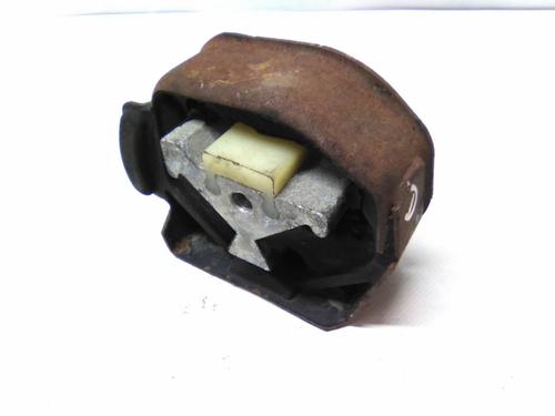 Used Engine mount Engine mount MERCEDES-BENZ VITO Bus (W638) 110 TD 2.3 (638.174) (98 hp) 19866645 19866645
