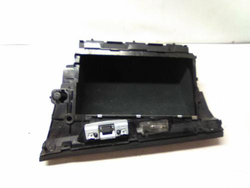 Used Glove box Glove box BMW X3 (E83) xDrive 30 d (218 hp) 19868608 19868608