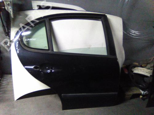 Dør højre bagtil Dør højre bagtil SEAT TOLEDO II (1M2) 1.6 (100 hp) 19868741 19868741