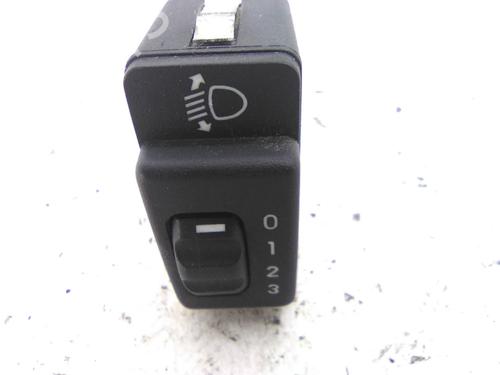 Used Switch Switch OPEL CORSA B (S93) 1.0 i 12V (F08, F68, M68) (54 hp) 19868807 19868807