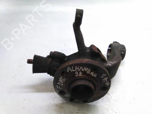 Used Right front steering knuckle Right front steering knuckle 19869482 19869482