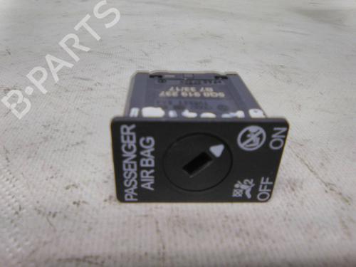 switch-seat-ibiza-v-kj1-kjg-10-tsi-5q0919237-2017-19869972 main image