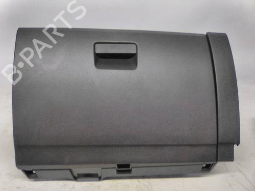 Used Glove box Glove box 19870007 19870007