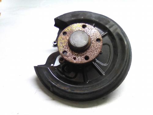 Used Right rear steering knuckle Right rear steering knuckle VW JETTA III (1K2) 1.9 TDI (105 hp) 22935968 22935968