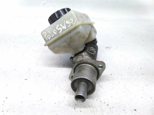 Used Brake master cylinder Brake master cylinder VW POLO II (86C, 80) 1.4 D (48 hp) 19870622 19870622
