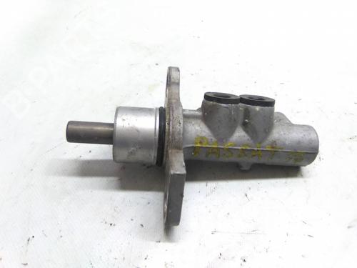 Used Brake master cylinder Brake master cylinder VW PASSAT B5 (3B2) 1.9 TDI (90 hp) 22939294 22939294