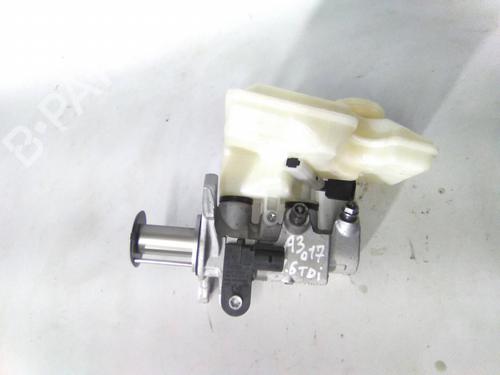 Used Brake master cylinder Brake master cylinder 19870971 19870971