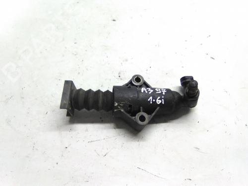 Used Clutch slave cylinder Clutch slave cylinder 19871181 19871181